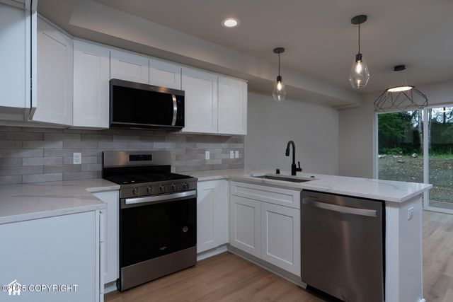 4514 Grumman Street, Anchorage, AK 99507