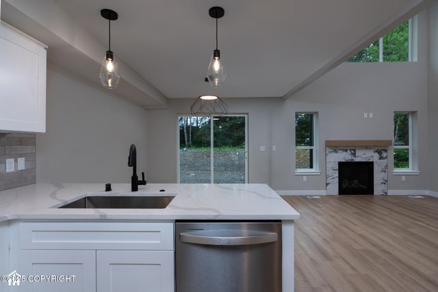 4514 Grumman Street, Anchorage, AK 99507