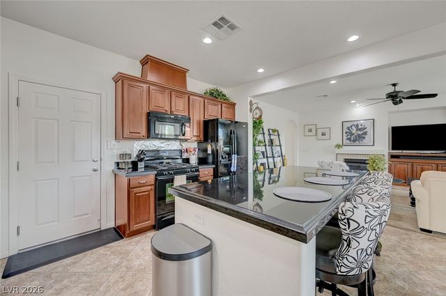 664 Orchard Course Drive, Las Vegas, NV 89148