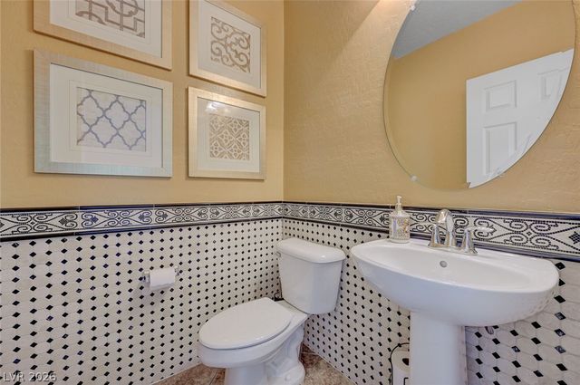 664 Orchard Course Drive, Las Vegas, NV 89148