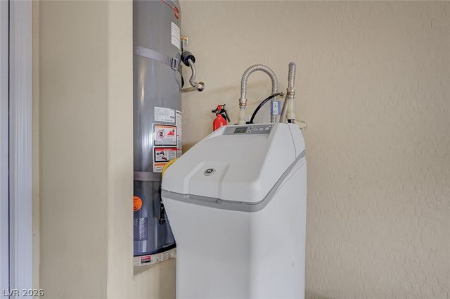 664 Orchard Course Drive, Las Vegas, NV 89148