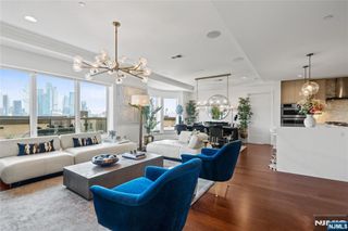 100 Eton Row 504, Weehawken, NJ 07086