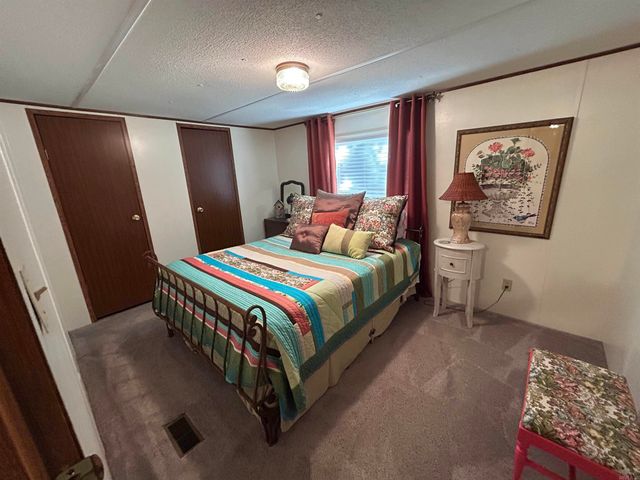 1950 Northshore Drive, Greers Ferry, AR 72067