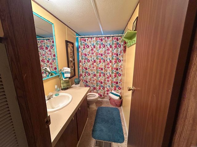 1950 Northshore Drive, Greers Ferry, AR 72067