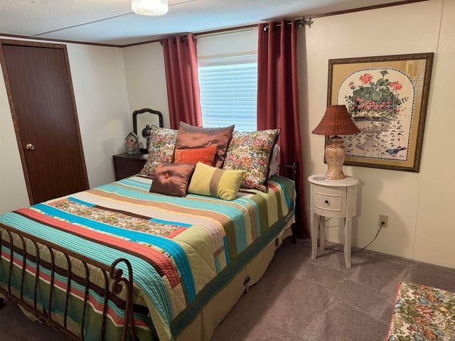 1950 Northshore Drive, Greers Ferry, AR 72067