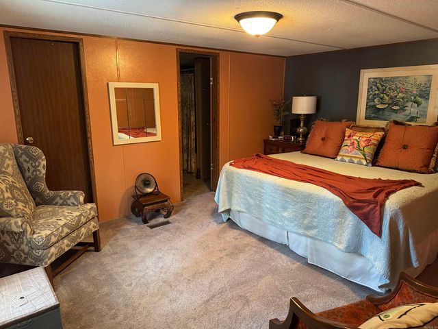 1950 Northshore Drive, Greers Ferry, AR 72067