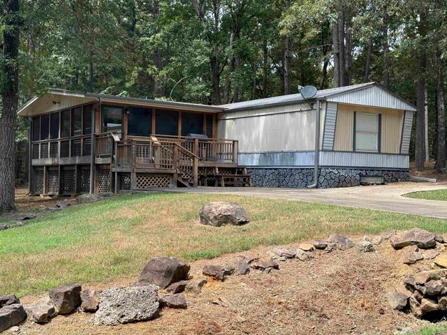 1950 Northshore Drive, Greers Ferry, AR 72067