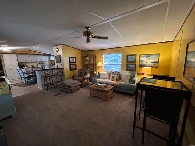 1950 Northshore Drive, Greers Ferry, AR 72067