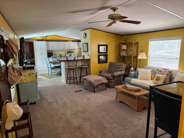 1950 Northshore Drive, Greers Ferry, AR 72067