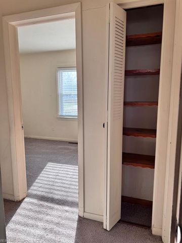 412 Lord North RD, Virginia Beach, VA 23462