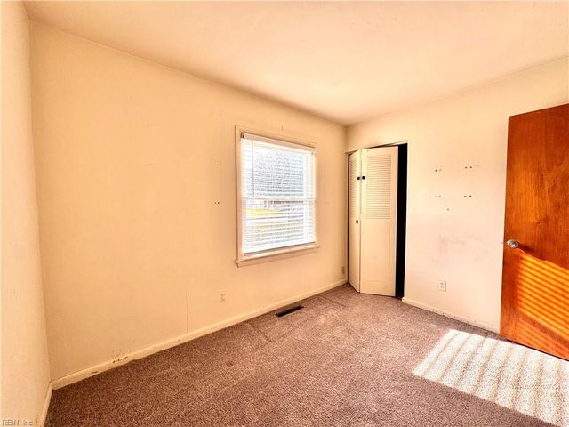 412 Lord North RD, Virginia Beach, VA 23462