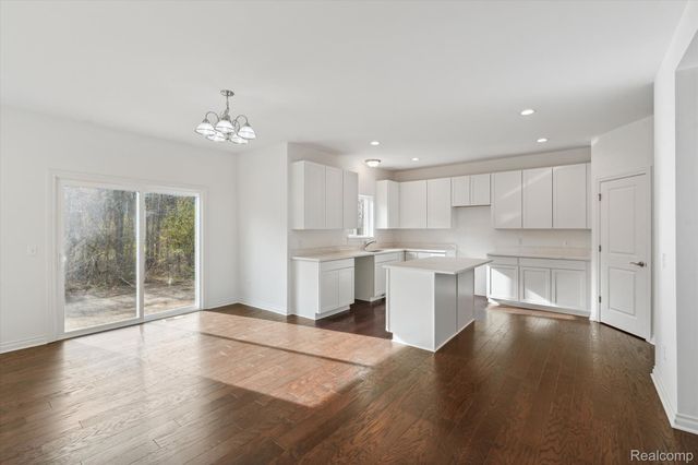 26998 Celtic Drive, Flat Rock, MI 48134