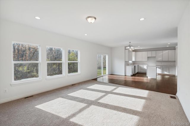 26998 Celtic Drive, Flat Rock, MI 48134