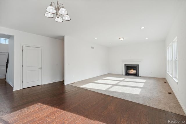 26998 Celtic Drive, Flat Rock, MI 48134