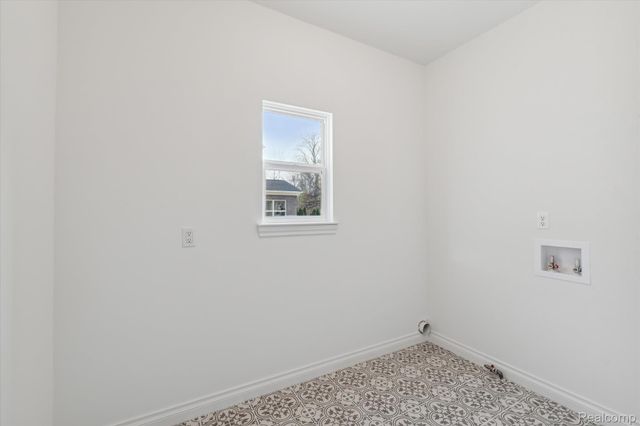 26998 Celtic Drive, Flat Rock, MI 48134