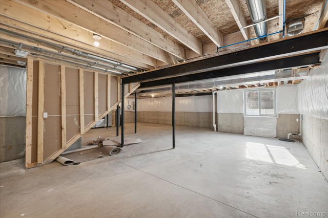 26998 Celtic Drive, Flat Rock, MI 48134