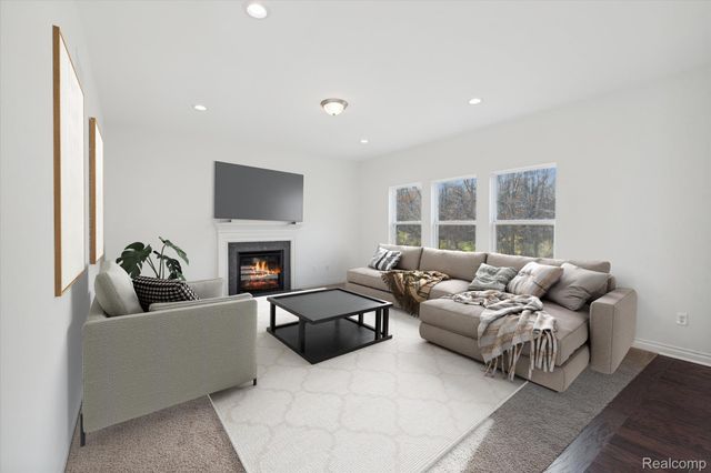 26998 Celtic Drive, Flat Rock, MI 48134