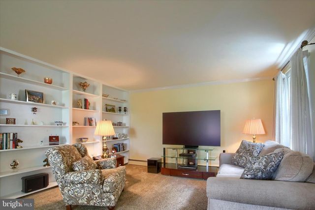3906 RIDGELAND BLVD, Mechanicsburg, PA 17050