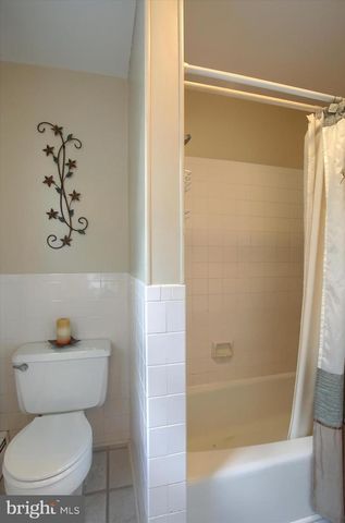 3906 RIDGELAND BLVD, Mechanicsburg, PA 17050