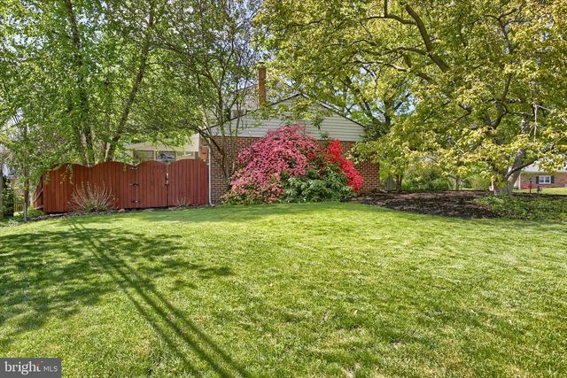 3906 RIDGELAND BLVD, Mechanicsburg, PA 17050