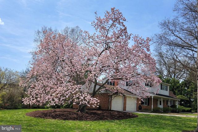 3906 RIDGELAND BLVD, Mechanicsburg, PA 17050