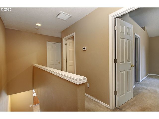 3058 Se MERRIWEATHER Dr, Hillsboro, OR 97123