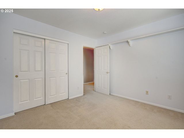 3058 Se MERRIWEATHER Dr, Hillsboro, OR 97123