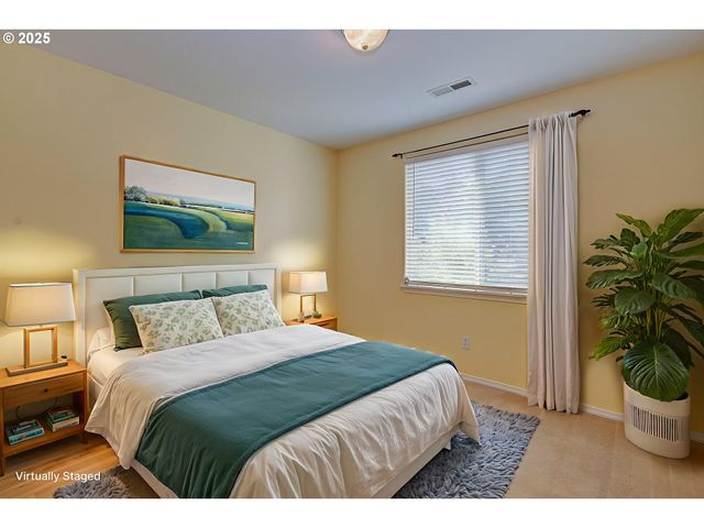 3058 Se MERRIWEATHER Dr, Hillsboro, OR 97123