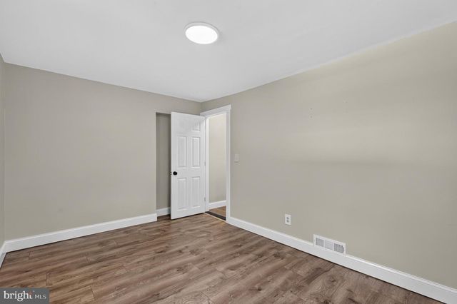 927 OLD HARMONY RD, Newark, DE 19713