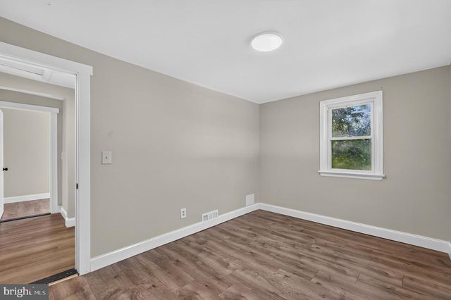 927 OLD HARMONY RD, Newark, DE 19713