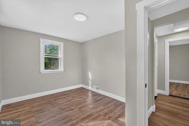 927 OLD HARMONY RD, Newark, DE 19713