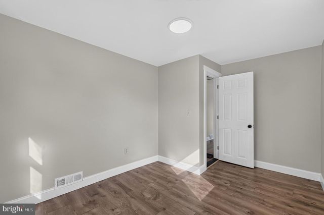 927 OLD HARMONY RD, Newark, DE 19713