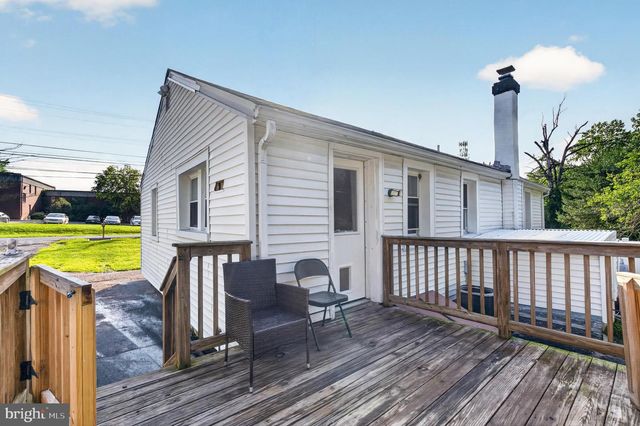 927 OLD HARMONY RD, Newark, DE 19713