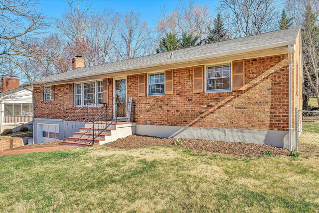 3424 Westmoreland DR, Roanoke, VA 24018