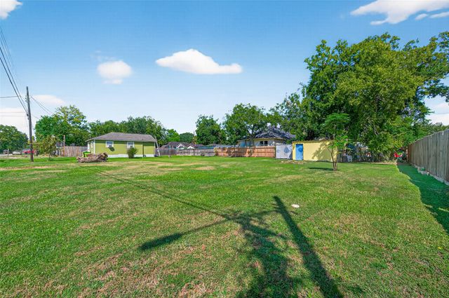 608 Maiden, Richmond, TX 77469