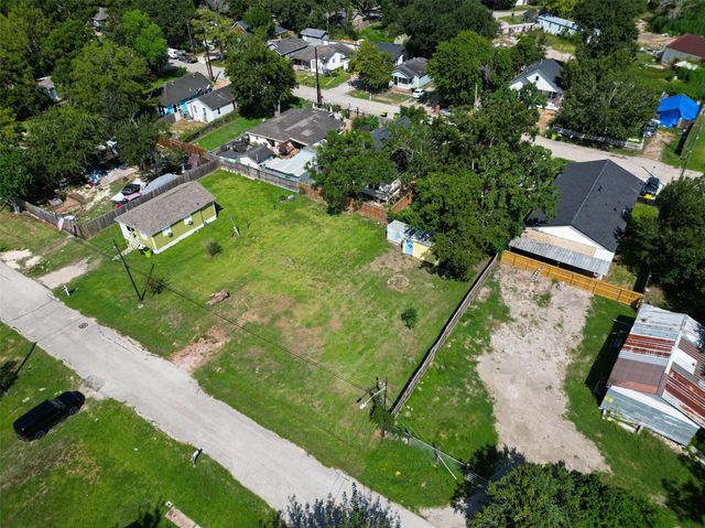 608 Maiden, Richmond, TX 77469