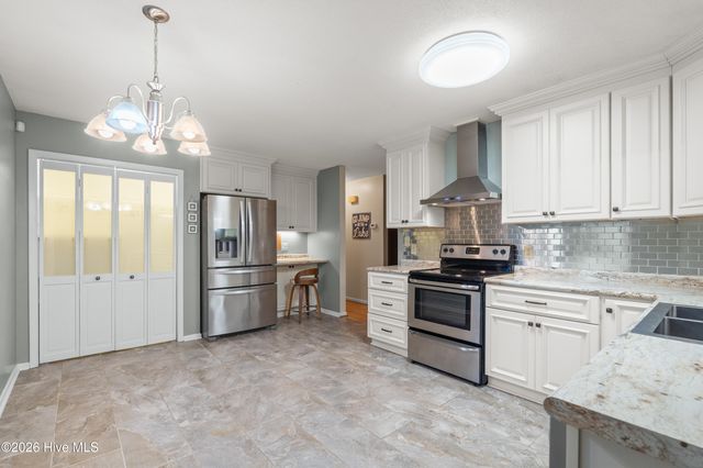 1318 N Shore Drive, Southport, NC 28461