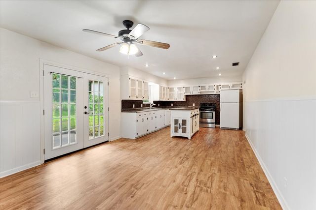 118 E Florence Street, Denison, TX 75021