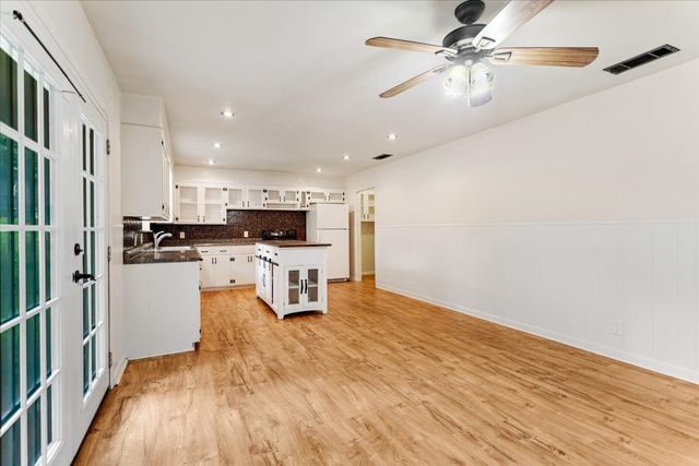118 E Florence Street, Denison, TX 75021