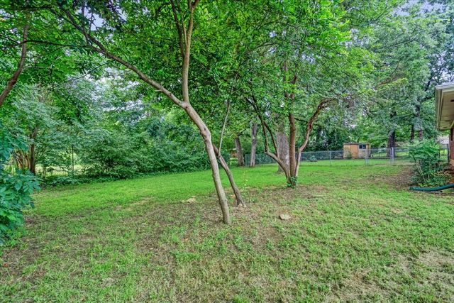 118 E Florence Street, Denison, TX 75021