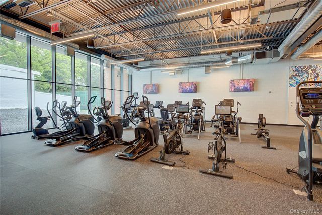 211-02 73rd Avenue 6P, Bayside, NY 11364