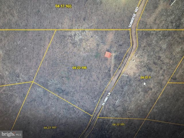 457 BLUMB LN, Great Cacapon, WV 25422