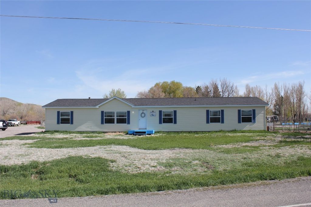 735 W Park, Dillon, MT 59725 photo 14