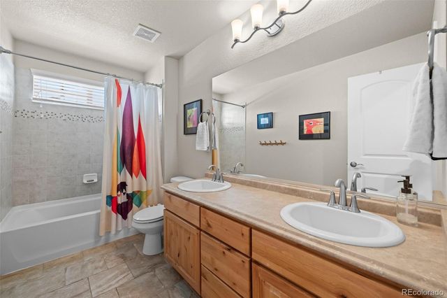 5773 Waverley Avenue, Longmont, CO 80504