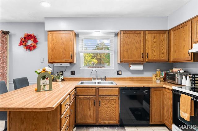 40 Clinton Hill Drive, Belleville, IL 62226