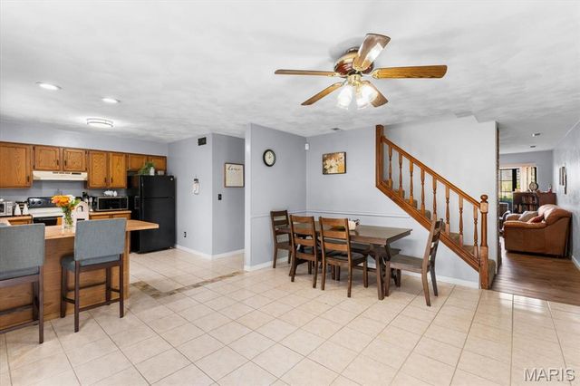 40 Clinton Hill Drive, Belleville, IL 62226