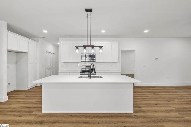 113 Hillcrest Circle, Anderson, SC 29624