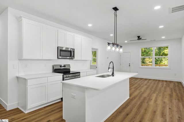 113 Hillcrest Circle, Anderson, SC 29624