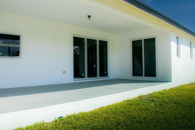 15061 Brainbridge Circle, Port Charlotte, FL 33981