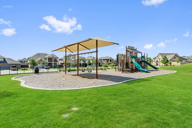 1004 Butterfly Lane, Justin, TX 76247